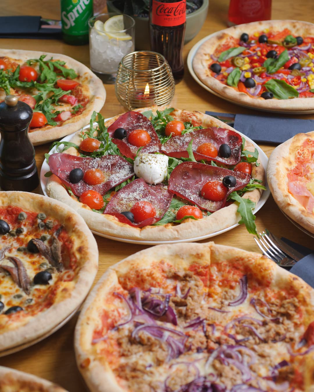 Gedeckter Tisch bei La Piazza